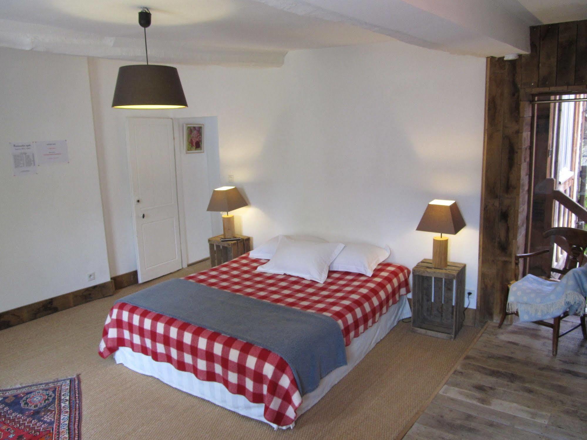 Chambres D'Hotes A L'Ecole Buissonniere Honfleur Exterior foto