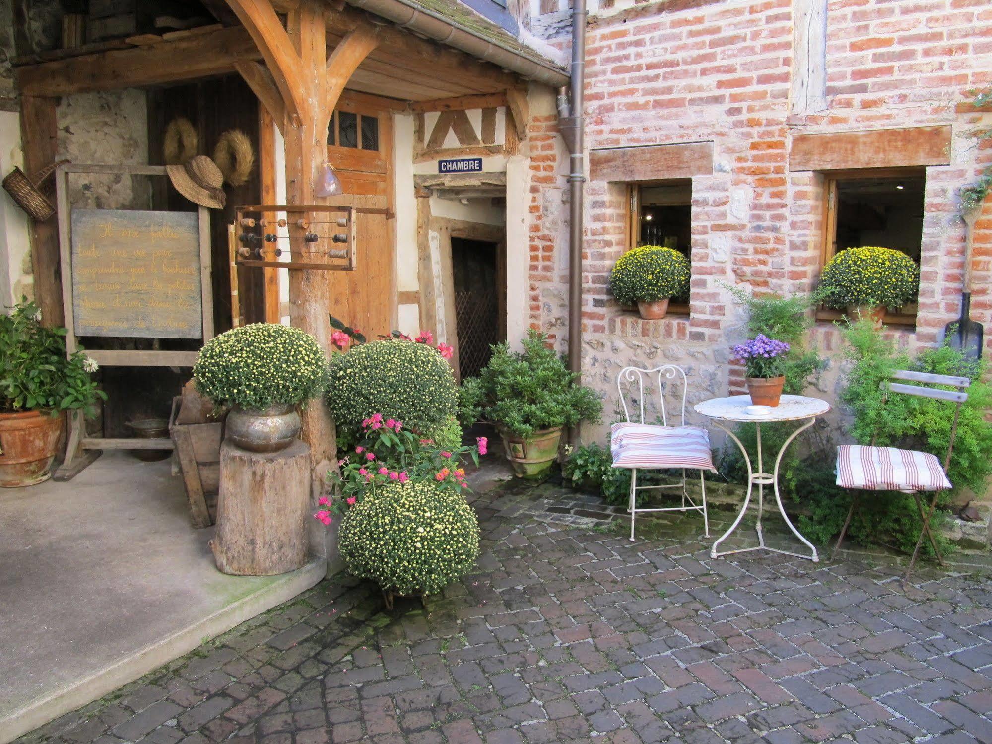 Chambres D'Hotes A L'Ecole Buissonniere Honfleur Exterior foto